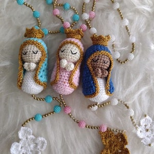 PDF - Chapelet avec petit saint en crochet amigurumi (fichier numérique)