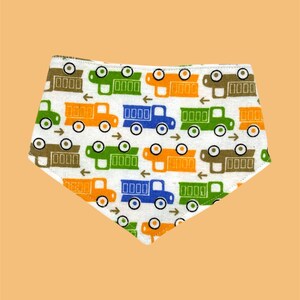 Baby bib - vehicles