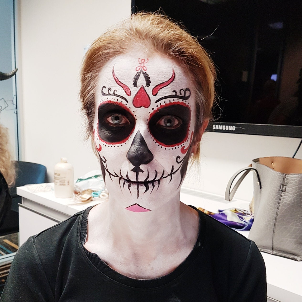 Face Paint - Red main image 1