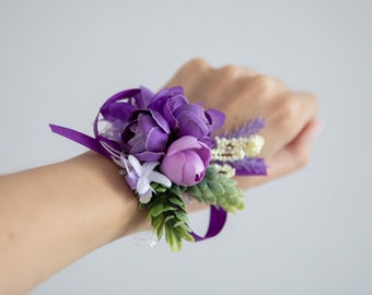 Violet corsage, wrist corsage, purple wrist corsage, rose corsage, boho wedding, rustic flowers, prom corsage, wedding corsage