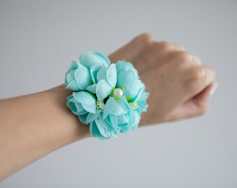 Turquoise corsage, wrist corsage, turquoise wrist corsage, rose corsage, boho wedding, rustic flowers, prom corsage, wedding corsage