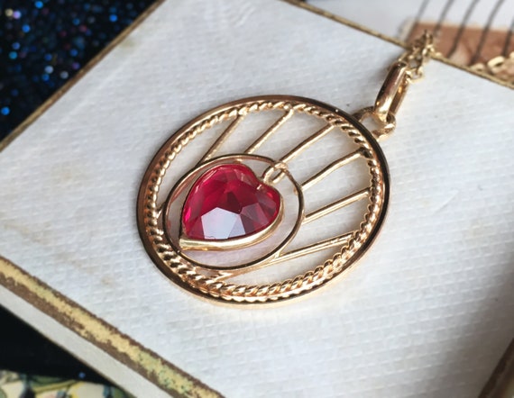 RARE yellow gold Ruby Vintage French Heart Pendan… - image 9