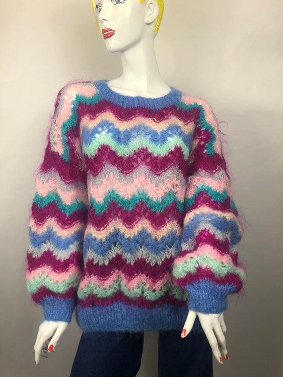 Vintage 1980’s Hand knitted multicoloured chevron