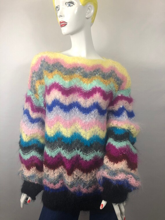 Vintage 1980’s Hand knitted multicoloured chevron