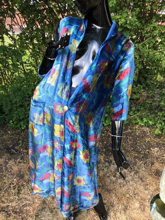 1970’s Handmade floral velvet housecoat