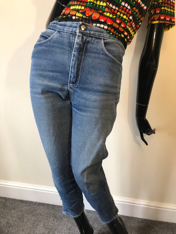 1980’s Straight leg faded blue denim jeans with an