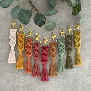 Keychain macrame