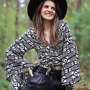 Boho Flare Tie Top, Boho Wrap Top, Festival Crop Top, Sleeve Tie Top, Hippie Top, Vintage Style TOP