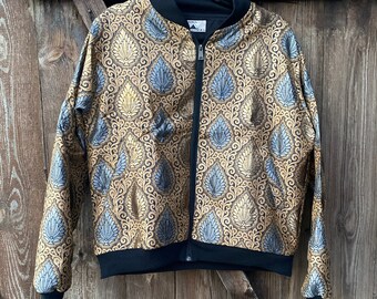 FestivalFashion # OneOfAKind # LimitedEdition # Bomber Jacket # Veste zippée colorée # Veste zippée brillante