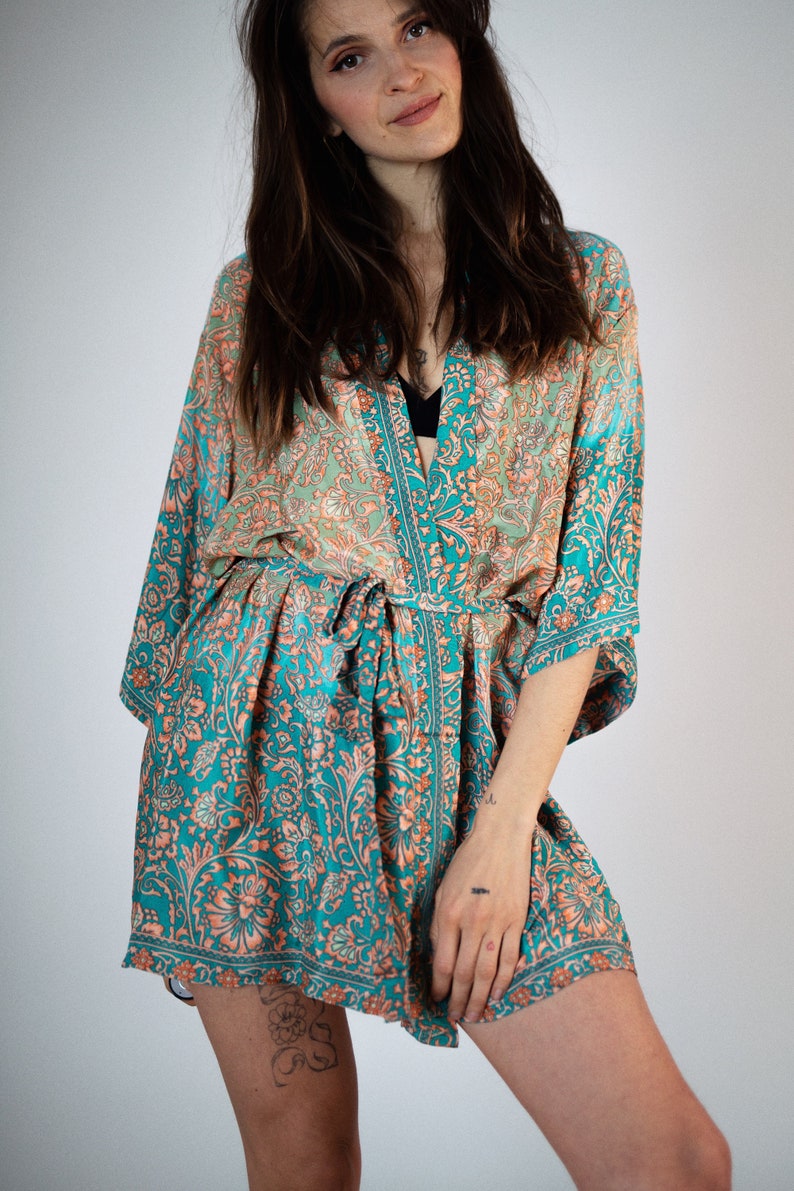 Robe kimono élégante, robe de chambre, kimono vintage, robe de mariée, kimono Boho, vêtements de détente Pastel