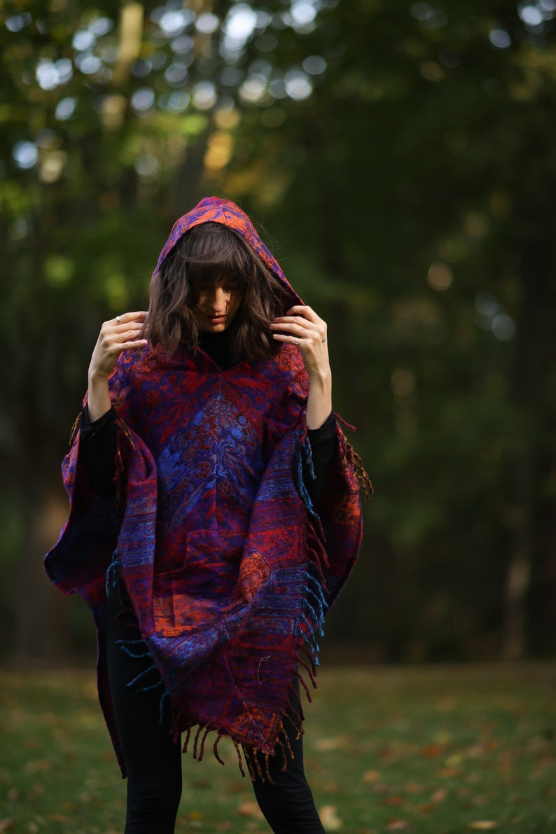 Colorful feel-good poncho: cozy comfort for cold days hooded poncho unisex cape festival poncho image 2