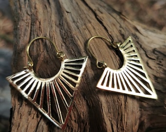 Bohemian earrings. Brass jewelry. Triangle earring. Vintage jewelry. Tribal design. Ibiza jewelry.