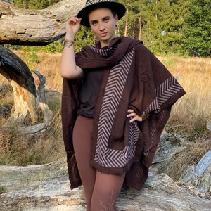 Stylish long Poncho.Poncho vest. Tribal. Natural color Stola. Unisex. Cape image 8