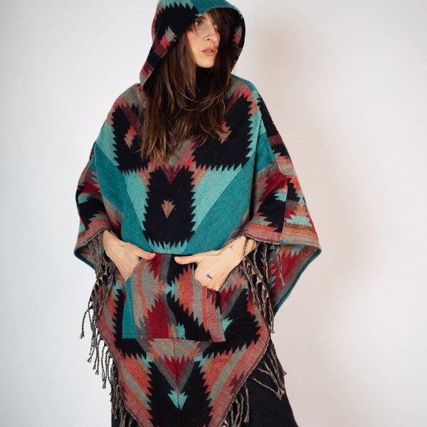 Colorful feel-good poncho: cozy comfort for cold days - hooded poncho - unisex cape - festival poncho