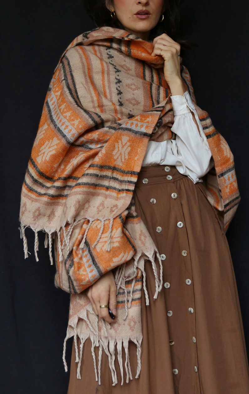 Pièces uniques équitables pour des moments cosy écharpe en laine étole écharpe bohème couverture ethnique Rost - Orange