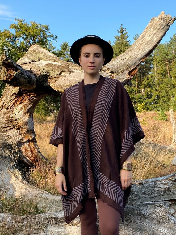 Stylish Long Poncho.poncho Vest. Tribal. Natural Color Stola