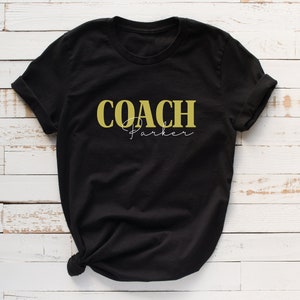 Ruder Shirt - Personalisiertes Rudercoach Geschenk - Premium Unisex Classic Fit T-Shirt, Ruderer Geschenk - Coach Tee S0035