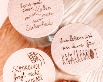 Vorratsglas mit Holzdeckel „Schokolade fragt nicht, Schokolade versteht“ – Geschenkidee für Schokoladenliebhaberinnen, Küche & Vorrat