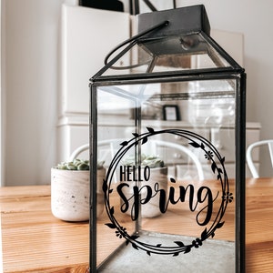 Sticker/Aufkleber  "Hello Spring mit Kranz"  13x13 cm Fensterbild | Willkommen | Eingangstür | Spiegel