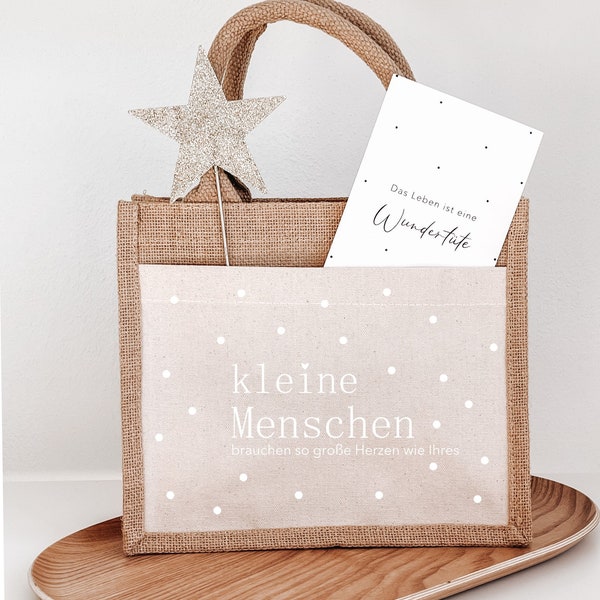 kleine Jutetasche mit Einsteckfach "kleine Menschen brauchen so große Herzen wie Deins / Ihres " für Erzieher, Tagesmütter, Lehrer...