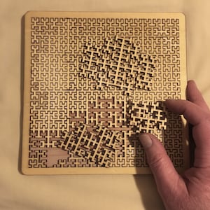 Square Fractal Tray Puzzle image 8