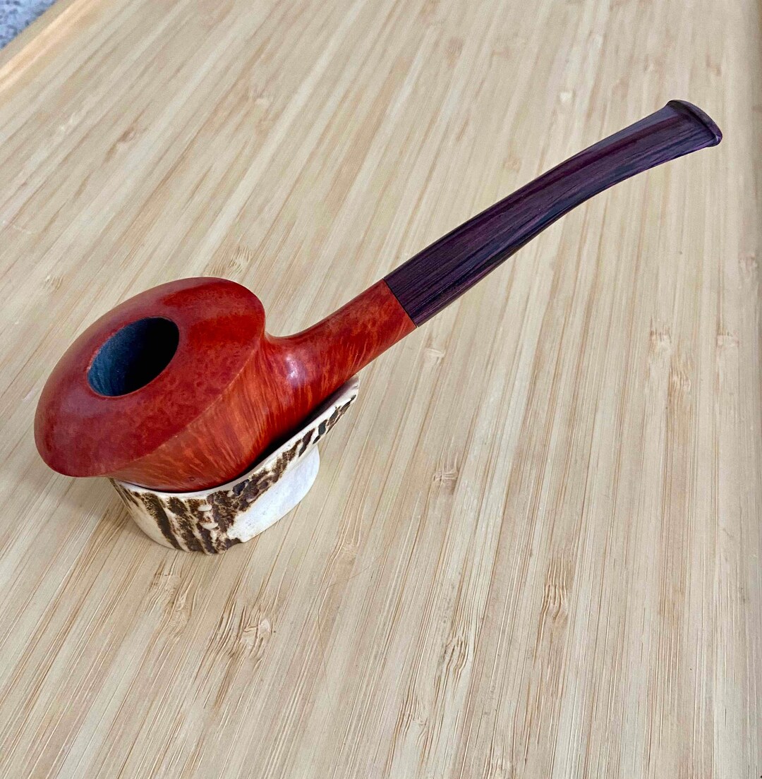 Smoking Pipe of Briar Exclusive Pipe With Vulcanite Stem Handcarved