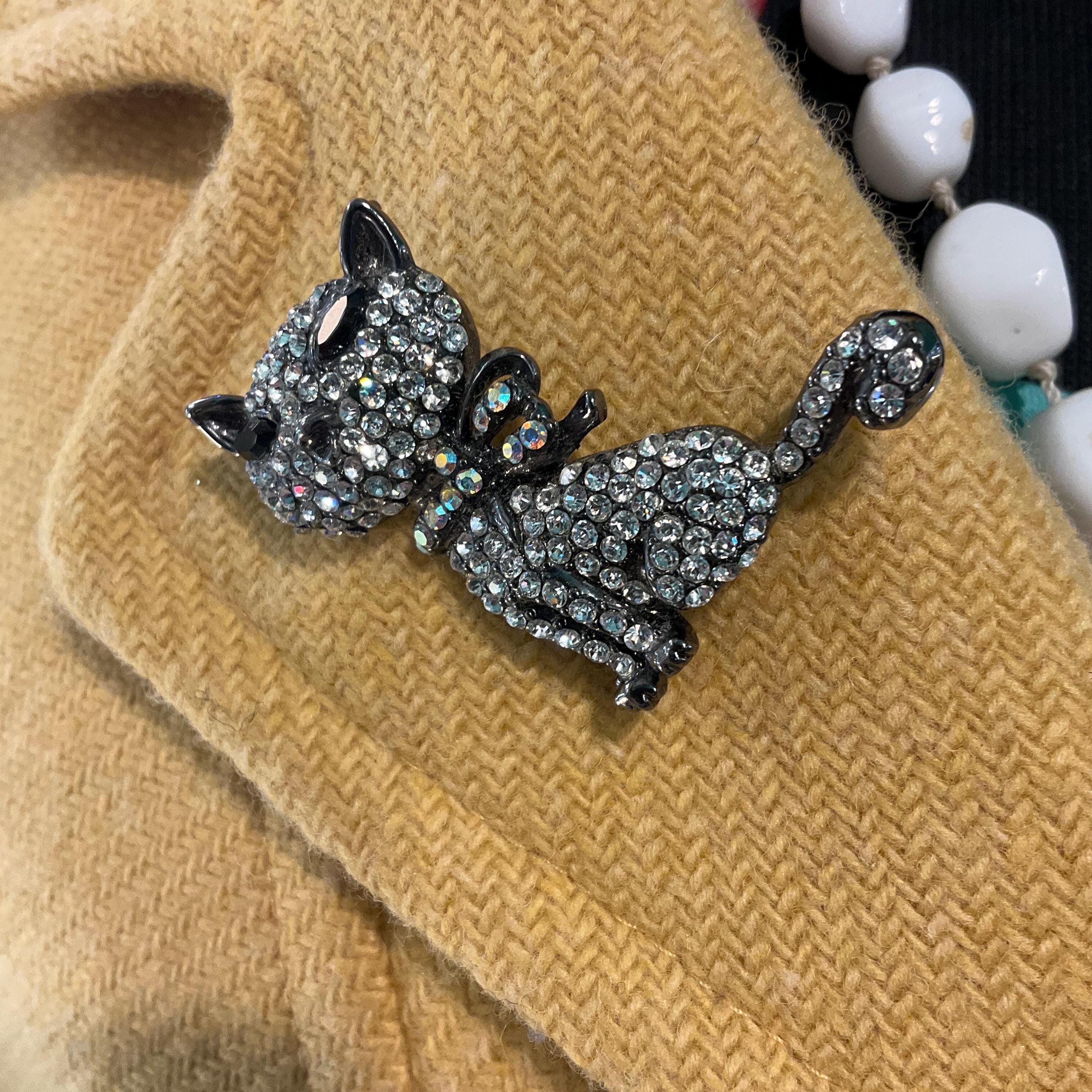 Vintage Butler and Wilson Silver Rhinestone Crystal Pussycat Vintage Butler and Wilson Silver Rhinestone Crystal Pussycat