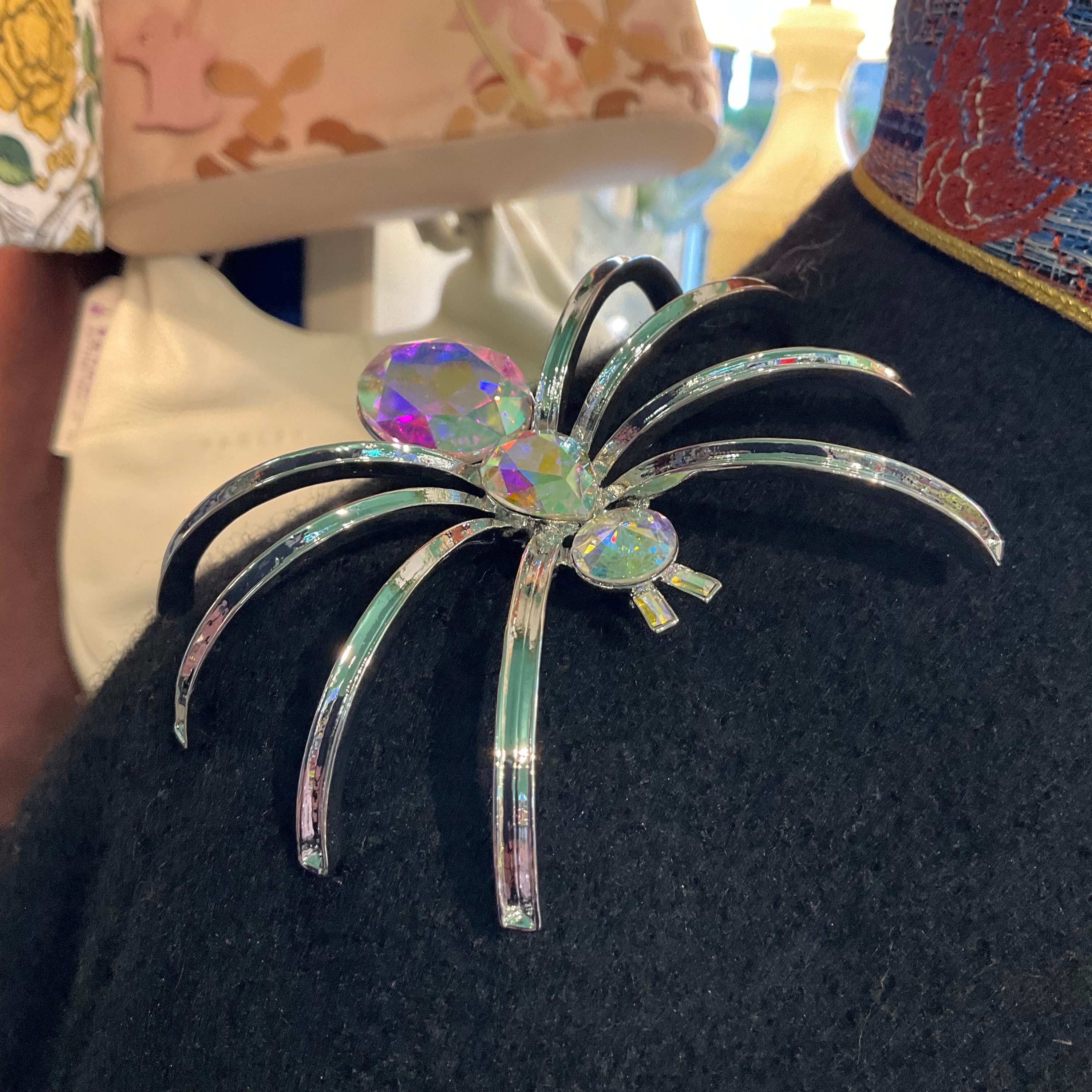 Butler&wilson 　ブローチ Vintage Butler and Wilson Oversized Crystal Bagette Spider