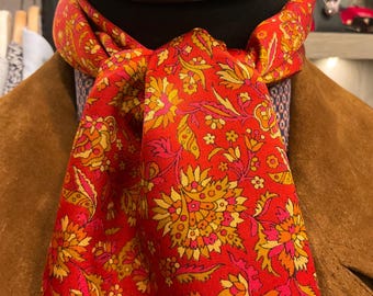 Foulard En Soie Vintage UNION BANK SWITZERLAND - Ivoire - 89x90 Cm - Occasion