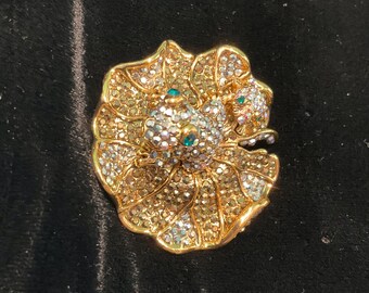 英国ヴィンテージ B＆W バトラー＆ウィルソン カタツムリブローチ ヴィンテージ Vintage Butler and Wilson Oversized Crystal Bagette Spider Brooch