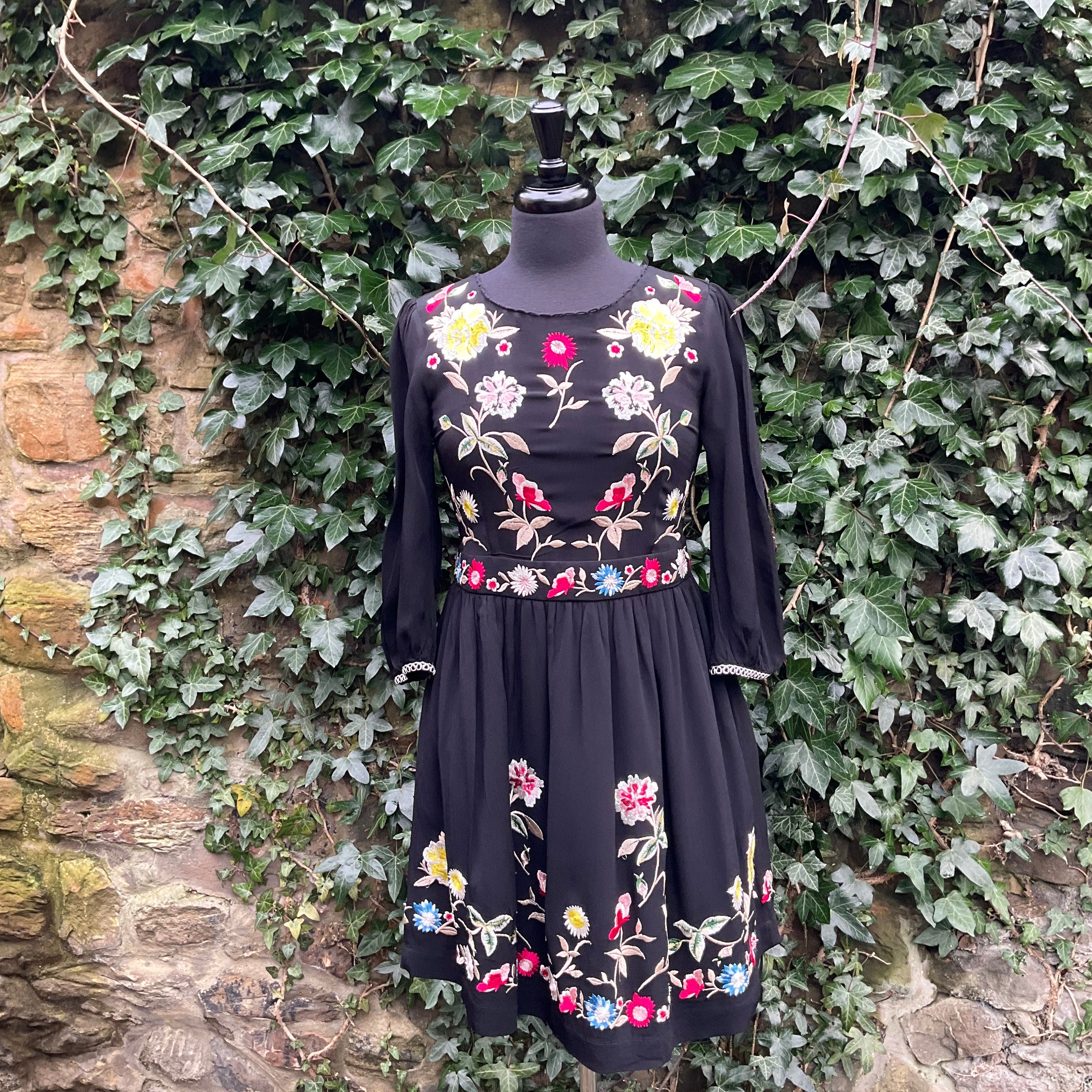 Floral Dresses French Connection Ambre Dress Black Dress Floral Embroidered Mesh Dress Caspia Embroidered Maxi Dress Floral Dresses French Connection Ambre Dress Black Dress Floral Embroidered Mesh Dress Caspia Embroidered Maxi Dress