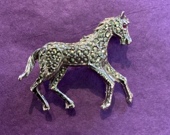 ANCIENNE GROSSE BOITE EN ARGENT MASSIF EMAILLE CHEVAL ANTIQUE SILVER