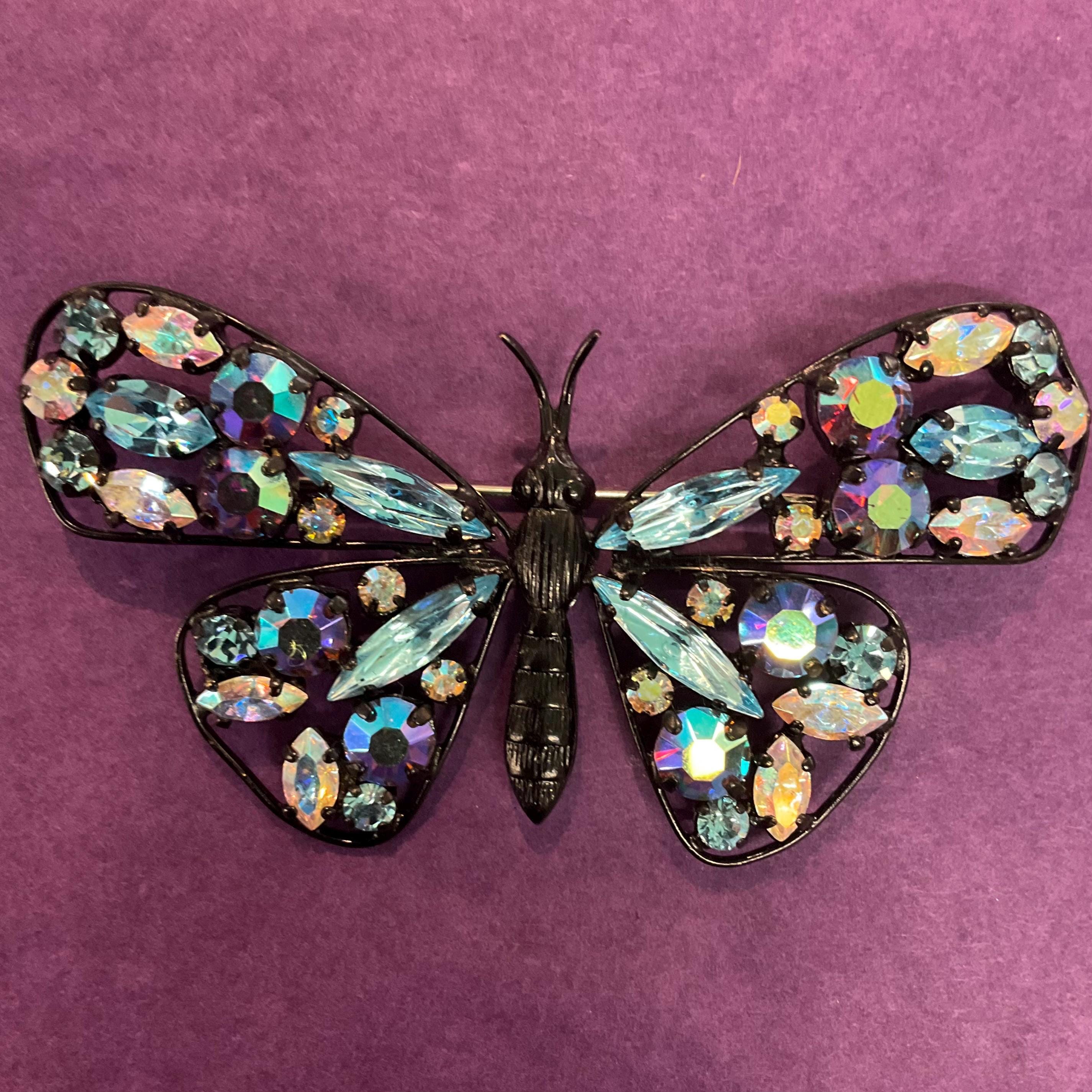 Broche Fantaisie En Forme De Papillon - Accessoire Neuf Jamais Porté - Sans Marque