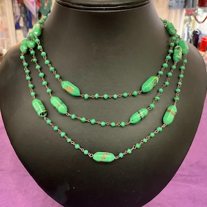 Vintage Art Deco Venetian Green Glass Beaded Flapper Necklace (54&quot;)