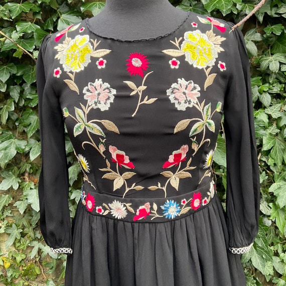 Vintage French Connection Dress: Bohemian Floral Embroidery Black Rayon, UK  10 - Etsy