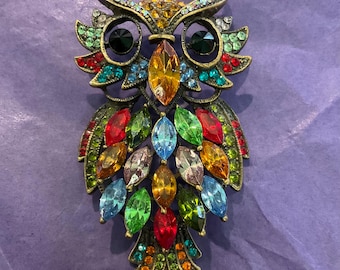 バトラーアンドウィルソン BUTLER&WILSON ブローチ オーロラストーン Vintage Butler and Wilson Aurora Borealis Crystal Rose Brooch
