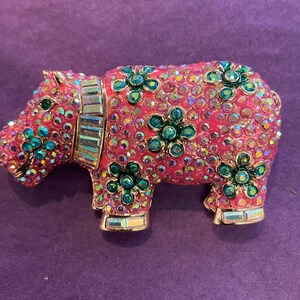 Butler&wilson 　ブローチ Highly Unusual Vintage Butler & Wilson Wasp Brooch, Diamanté