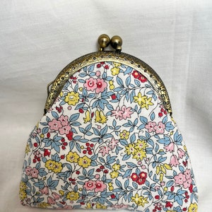 Bolsa com fecho de beijo estampado Liberty, porta-moedas e cartões, feita à mão no Reino Unido