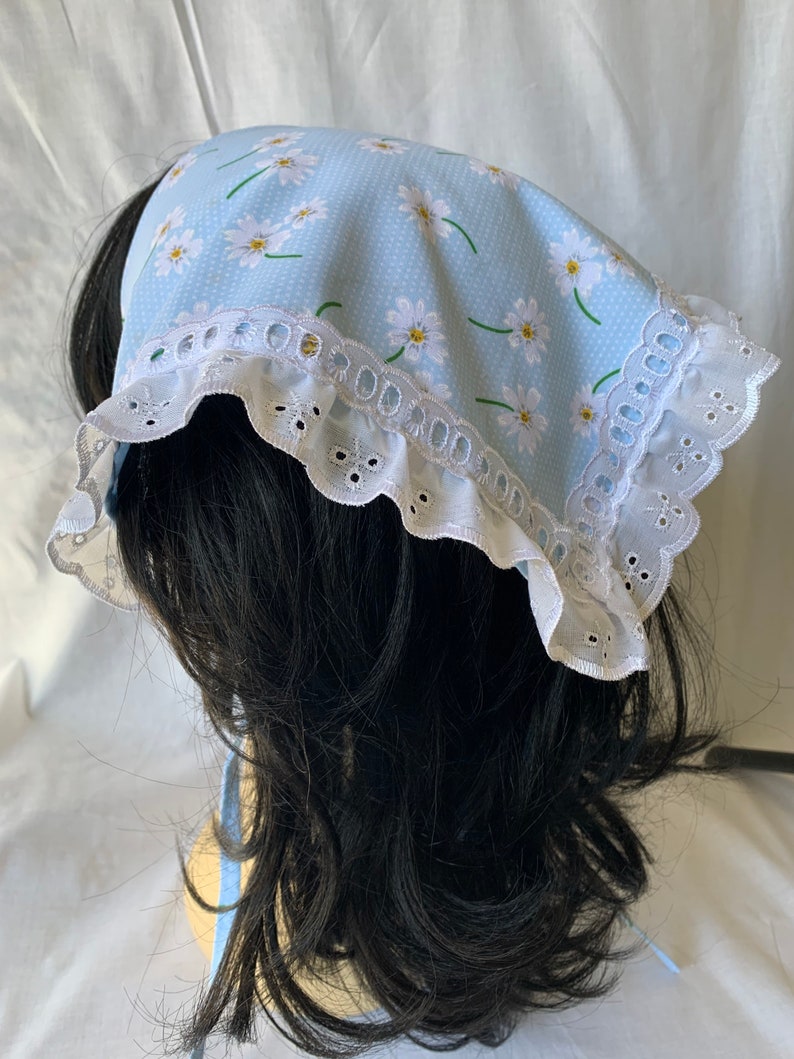 Daisy print Handkerchief headscarf, broiderie anglaise trim bandana, floral print triangle head scarf image 1