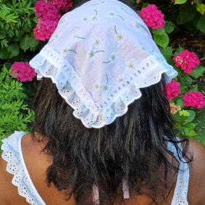 Daisy print Handkerchief headscarf, broiderie anglaise trim bandana, floral print triangle head scarf image 3