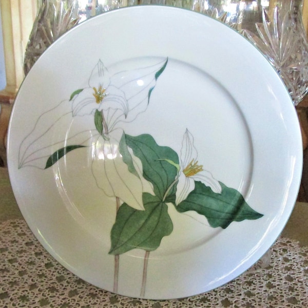 Set of FOUR or EIGHT Vintage Block Spal Trillium Dinner Plates, EXCELLENT Condition!