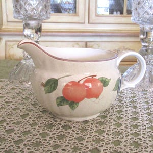 Vintage Mikasa Fruit Panorama Gravy Boat, So Charming, Holiday Perfect, Like New!
