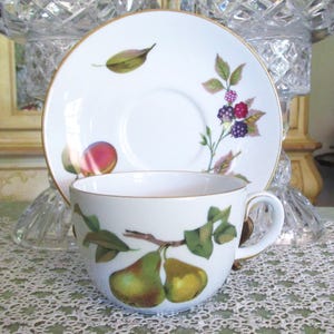 Vintage Royal Worcester Evesham Gold Breakfast Cup & Saucer Set, Hard to Find Larger Size, Charming Gift, Excellent Condition!