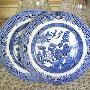 Set of Two Vintage Churchill Staffordshire Blue Willow Dinner Plates, Excellent Condition!