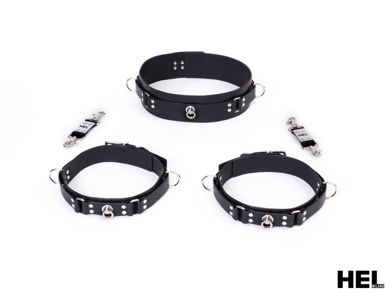 人 気 急 上 昇 Leather BDSM Restraint Set Waist P 全 国 宅 配 無 料 Connectors Cuffs B...