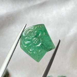 7.7 Cts Natural Precious Emerald Gemstone Carving, Real Zambian Emerald Carved Gemstone Loose Emerald Engraving Unique Shape Earth Mined