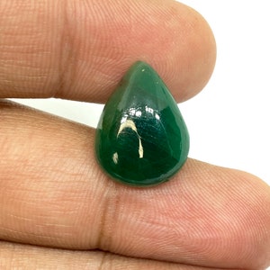 Esmeralda de Zambia 100 % natural, extraída de la Tierra Premium sin tratamientos, de 13,45 quilates, cabujón esmeralda liso en forma de pera de 28 mm x 13,5 mm x 7,5 mm.