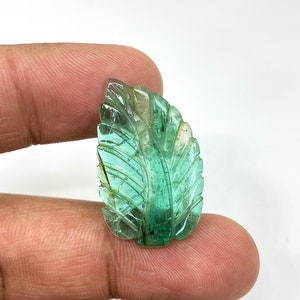 14 CTS. Natural Colombian Emerald Gemstone, Emerald Carving, 29x18 MM Top Quality Emerald, Emerald Leaf Carving, Gemstone Carving