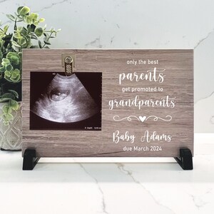 Pregnancy Reveal Gift To Parents - only the best parents get promoted to grandparents - New Grandparents Gift - Baby Sonogram Photo Frame