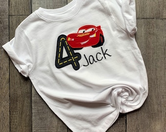 Maglietta personalizzata con applicazione ricamata e numerata Cars McQueen per primo, secondo e terzo compleanno